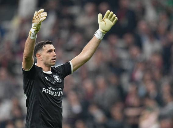 ISTANBUL, TURKEY - MAY 20: Aston Villa goalkeeper Emiliano Martinez celebrates after his sides first goal during the UEFA Europa League Final 2026 match between SC Freiburg and Aston Villa FC at Besiktas Park on May 20, 2026 in Istanbul, Turkey.  Copyright: xMBxMediax