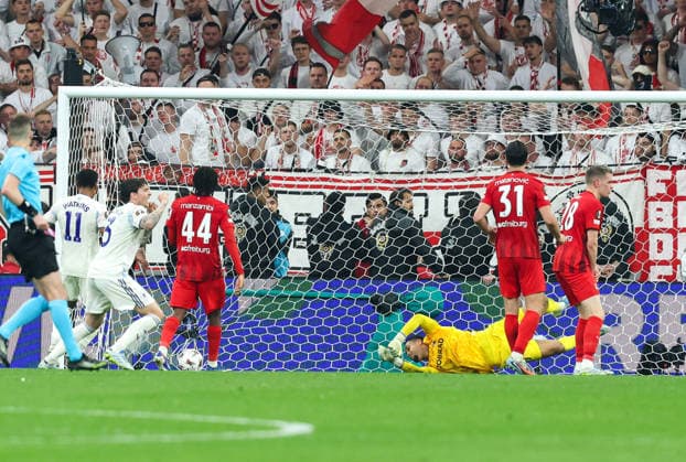 May 20, 2026, Istanbul, Besiktas, ToÂ¼rkiye: Goal the Youri Tielemans of Aston Villa During the football match between Aston Villa vs Freiburg valid for the UEFA Europa League Final, on 20 05 2026 at the Vodafone Arena stadium in Istanbul Istanbul Türkiye - ZUMAs236 20260520_aap_s236_059 Copyright: xFabioxSassox
