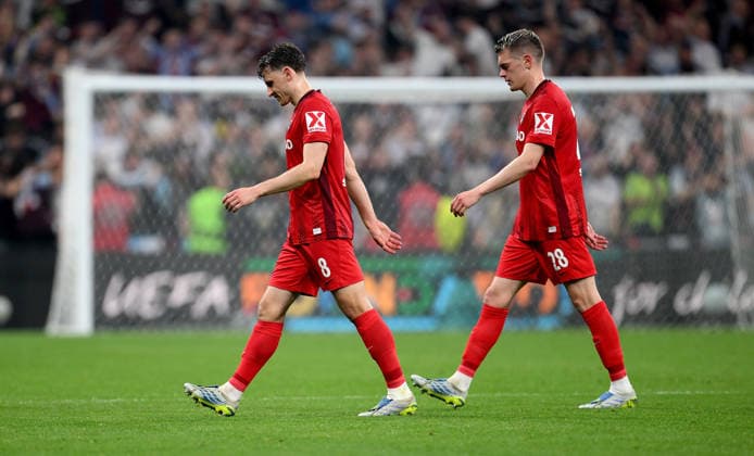 FOOTBALL EUROPA LEAGUE SEASON 2025 2026 Final in Istanbul 20 05 2026 SC Freiburg Aston Villa Disappointment SC Freiburg, from left , Maximilian Eggestein, Matthias Ginter