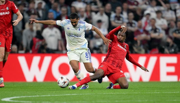FOOTBALL EUROPA LEAGUE SEASON 2025 2026 Final in Istanbul 20 05 2026 SC Freiburg Aston Villa Youri Tielemans left, Aston Villa v Johan Manzambi right, SC Freiburg