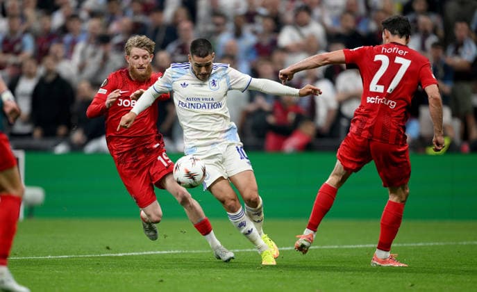 FOOTBALL EUROPA LEAGUE SEASON 2025 2026 Final in Istanbul 20 05 2026 SC Freiburg Aston Villa Niklas Beste left, SC Freiburg v Emiliano Buendia mi, Aston Villa v Nicolas Hoefler right, SC Freiburg