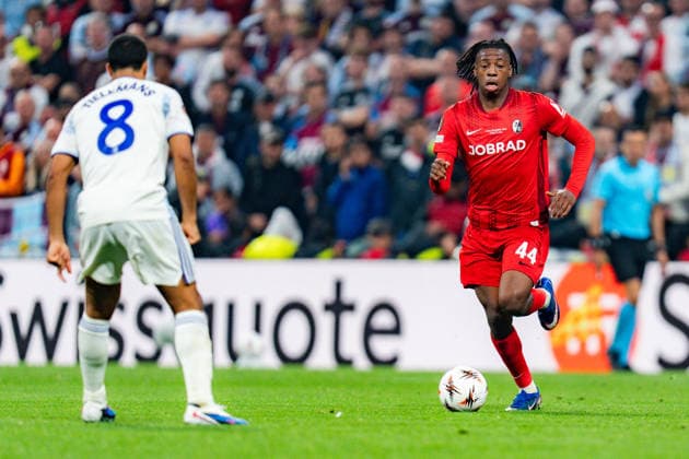 20.05.2026, SC Freiburg vs. Aston Villa, UEFA Europa League Finale, Final Matchday Johan Manzambi (SC Freiburg, 44) Youri Tielemans (Aston Villa) *** 20 05 2026, SC Freiburg vs Aston Villa, UEFA Europa League Final, Final Matchday Johan Manzambi SC Freiburg, 44 Youri Tielemans Aston Villa Copyright: xBahhoxKarax