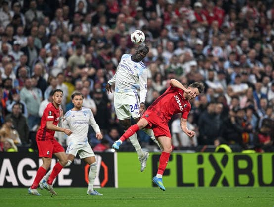 Freiburg v Aston Villa, UEFA Europa Cup Final , Tupras Stadium, Istanbul, Turkey, - 20 May 2026 Amadou Onana of Aston Villa heads the ball away. Istanbul Tupras Stadium Besiktas Turkey, UK NEWSPAPERS OUT Copyright: xMarkxEnfieldx