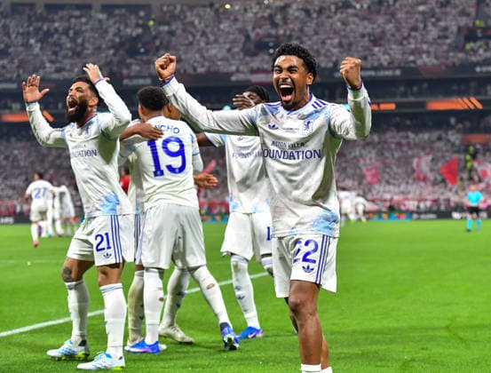 Freiburg v Aston Villa, UEFA Europa Cup Final , Tupras Stadium, Istanbul, Turkey, - 20 May 2026 Ian Maatsen of Aston Villa celebrates at the end of the game. Istanbul Tupras Stadium Besiktas Turkey, UK NEWSPAPERS OUT Copyright: xMarkxEnfieldx