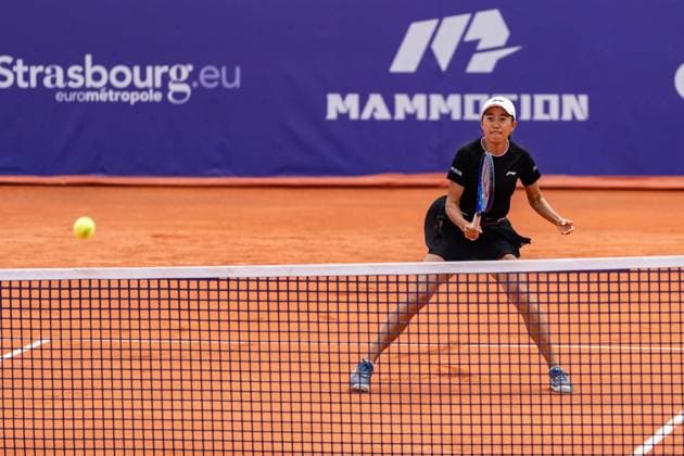 Tennis, Internationaux de Strasbourg WTA 500, Strasbourg Tennis Club, France, Shuai Zhang CHN Tennis WTA 500 Internationaux de Strasbourg Copyright: xspeedshotx xRalfxJustx