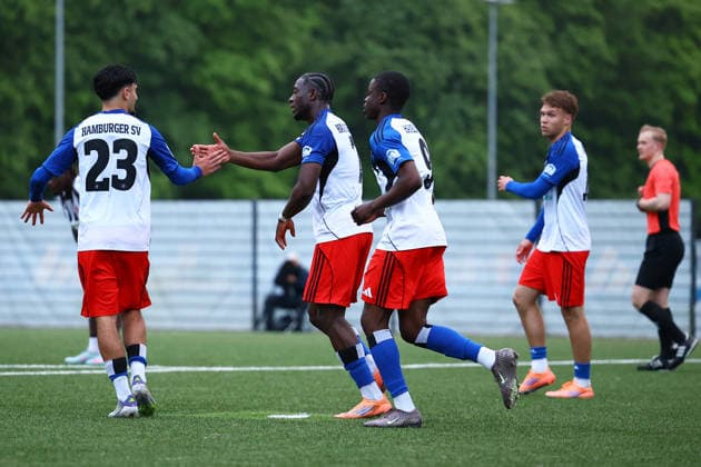 9 Kelvin Oluwasijibomi Ojo Hamburger SV U19 celebrates his 2-0 goal with his team-mates Football I Juniors I Lotto Cup I 2025 2026 season I Semi-final I Hamburger SV U19 FC St Pauli U19 I 20 05 2026 I Alexander Otto Academy