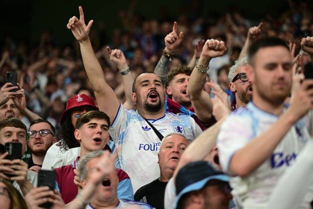 Aston Villa win UEFA Europa League title ISTANBUL, TURKIYE - MAY 21: Aston Villa fans celebrate after defeating Freiburg 3-0 to win the UEFA Europa League final match at Besiktas Park in Istanbul, Turkiye, on May 21, 2026. Oguz Yeter Anadolu Istanbul Turkey. Editorial use only. Please get in touch for any other usage.  Copyright: x2026xAnadoluxOguzxYeterx