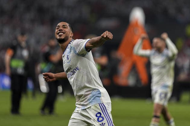 Aston Villa win UEFA Europa League title ISTANBUL, TURKIYE - MAY 21: Youri Tielemans of Aston Villa celebrates the championship after defeating Freiburg 3-0 to win the UEFA Europa League final match at Besiktas Park in Istanbul, Turkiye, on May 21, 2026. Arife Karakum Anadolu Istanbul Turkey. Editorial use only. Please get in touch for any other usage.  Copyright: x2026xAnadoluxArifexKarakumx