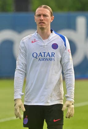 Paris Saint-Germain s Russian goalkeeper 39 Matvey Safonov during a training session ahead of their upcoming UEFA Champions League final match against English football club Arsenal FC at the PSG Campus in Poissy, north-west of Paris on May 20, 2026 - Paris Saint-Germain s socer team during a training session ahead of their upcoming UEFA Champions League final match against English football club Arsenal FC at the PSG Campus in Poissy, north-west of Paris on May 20, 2026. Christian Liewig Bestimage Poissy France  Copyright: xChristianxLiewigx xBestimagexChristianxLiewigx xBestimagex