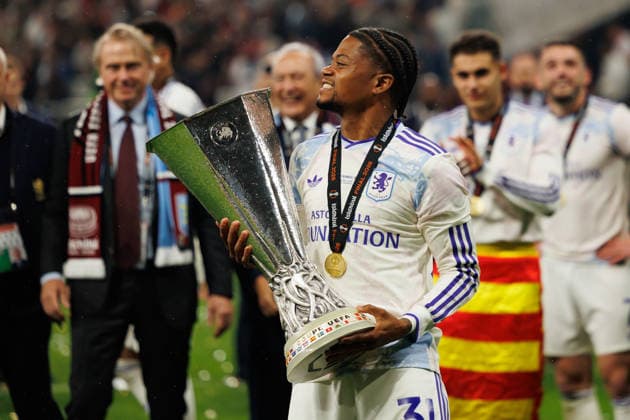 Leon Bailey celebrating after win seen during the UEFA Europa League 2026 final game between teams of SC Freiburg and Aston Villa FC (Maciej Rogowski Ball Raw Images) Istanbul Besiktas Stadium Turkey Copyright: xMaciejxRogowskix ROG_FRE_AST_2526-22