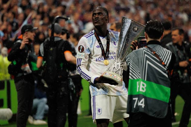 Amadou Onana celebrating after win seen during the UEFA Europa League 2026 final game between teams of SC Freiburg and Aston Villa FC (Maciej Rogowski Ball Raw Images) Istanbul Besiktas Stadium Turkey Copyright: xMaciejxRogowskix ROG_FRE_AST_2526-5