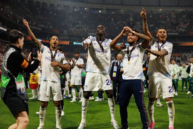 celebrating after win seen during the UEFA Europa League 2026 final game between teams of SC Freiburg and Aston Villa FC (Maciej Rogowski Ball Raw Images) Istanbul Besiktas Stadium Turkey Copyright: xMaciejxRogowskix ROG_FRE_AST_2526