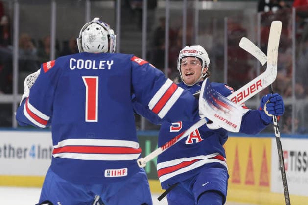 20 05 2026 Swiss Life Arena Zurich , SWITZERLAND, Men IIHF World Championship Zurich 2026 Group A USA Germany Goaltender Devin Cooley Ryan Leonard USA cheer after the shootout