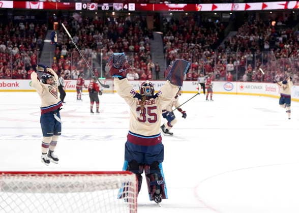 May 20, 2026, Ottawa, On, CANADA: Montreal Victoire goaltender Ann-Renee Desbiens (35) and Abby Roque, left, celebrate the team s championship win at the end of third period game 4 PWHL Walter Cup final hockey action in Ottawa, on Wednesday, May 20, 2026. Canada News - May 20, 2026  - ZUMAc35_ 20260520_zaf_c35_124 Copyright: xJustinxTangx