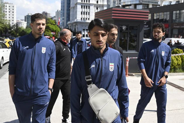 Iranian national football team visits visa application center for Canada visas ahead of 2026 World Cup ANKARA, TURKIYE - MAY 21: Players of the Iranian national football team, set to compete in the 2026 FIFA World Cup, WM, Weltmeisterschaft, Fussball co-hosted by the US, Canada, and Mexico, arrive at a visa application center to apply for Canadian visas in Ankara, Turkiye on May 21, 2026. Dogukan Keskinkilic Anadolu Ankara Turkey. Editorial use only. Please get in touch for any other usage. Copyright: x2026xAnadoluxDogukanxKeskinkilicx