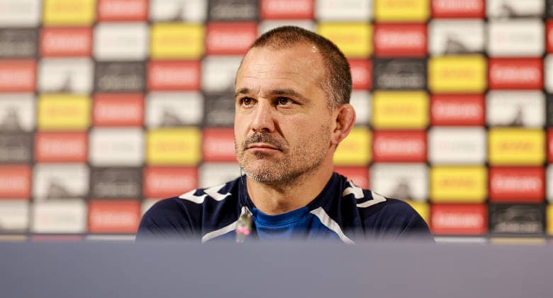 Montpellier Herault Rugby press conference, PK, Pressekonferenz San Mames Stadium, Bilbao, Spain 21 5 2026 Head Coach Joan Caudullo Joan Caudullo 21 5 2026  Copyright: x INPHO NickxElliottx NE1L1270