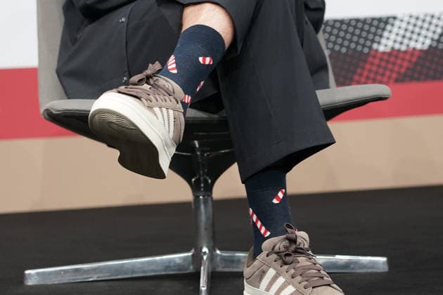 National coach Julian Nagelsmann Germany at the World Cup squad announcement at the DFB Campus with his candy cane socks, which he received as a gift from Oliver Baumann, Happy Socks Frankfurt 21 05 2026 World Cup squad announcement of the national team, DFB Campus