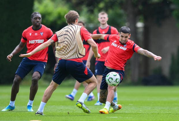 Crystal Palace Media Day Daniel Munoz during the Open Training Session at Crystal Palace Training Ground, Beckenham 21 05 2026 UK Newspapers OUT Copyright: xMalcolmxFellx FIL-23456-0044