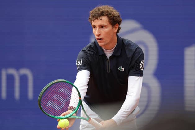 2026 05 21, xFSx, Bitpanda Open Hamburg ATP500, quarterfinals, mens tennis tournament in Hamburg , Am Rothembaum in Hamburg , Ugo Humbert FRA makes a serve Copyright: HMBxMedia FernandoxSoares