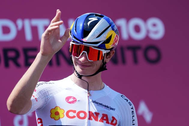 Italy™s Giulio Pellizzari of Red Bull - Bora - Hansgrohe during Stage 12 of the Giro d™Italia, from Imperia to Novi Ligure, Italy, Thursday, May 21, 2026.  Copyright: xSpada LaPressex