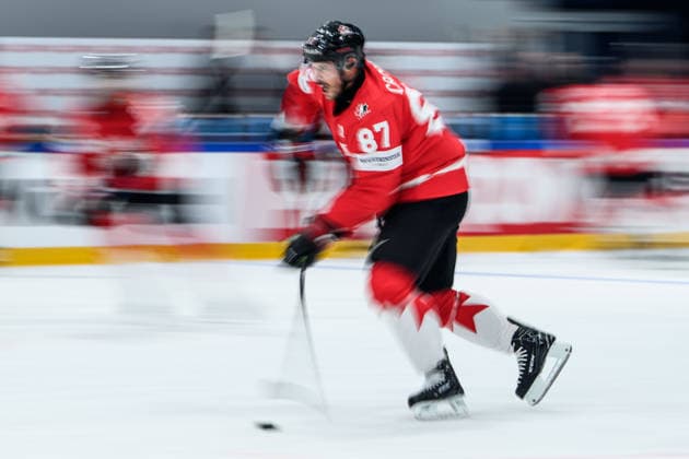 260521 Sidney Crosby of Canada ahead of the 2026 IIHF Ice Hockey World Championship between Canada and Norway on May 21, 2026 in Fribourg Photo Jesper Zerman BILDBYRAN kod JZ JZ0724 ishockey ice hockey ishockey vm 2026 vm 2026 iihf world championship kanada canada norge norway canada kanada bbeng norge norway  Copyright: JESPERxZERMAN BB260521JZ057
