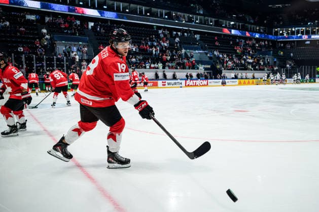 260521 Dawson Mercer of Canada ahead of the 2026 IIHF Ice Hockey World Championship between Canada and Norway on May 21, 2026 in Fribourg Photo Jesper Zerman BILDBYRAN kod JZ JZ0724 ishockey ice hockey ishockey vm 2026 vm 2026 iihf world championship kanada canada norge norway canada kanada bbeng norge norway  Copyright: JESPERxZERMAN BB260521JZ058