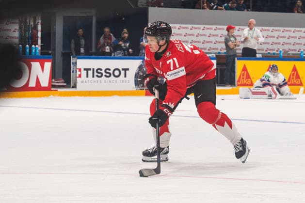 FRIBOURG, FRIBOURG - MAY 21: Macklin Celebrini of Canada warms up prior to the 2026 IIHF World Championship, WM, Weltmeisterschaft Preliminary Round Group B match between Canada and Norway at BCF Arena on May 21, 2026 in Fribourg, Fribourg, Switzerland. Copyright: xLivioxBaeriswylx xSPPx Sportspressphoto_SPR151110