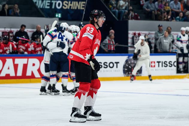 260521 Fraser Minten of Canada looks dejected after 0 1 during the 2026 IIHF Ice Hockey World Championship between Canada and Norway on May 21, 2026 in Fribourg Photo Jesper Zerman BILDBYRAN kod JZ JZ0724 ishockey ice hockey ishockey vm 2026 vm 2026 iihf world championship kanada canada norge norway canada kanada bbeng depp norge norway  Copyright: JESPERxZERMAN BB260521JZ064
