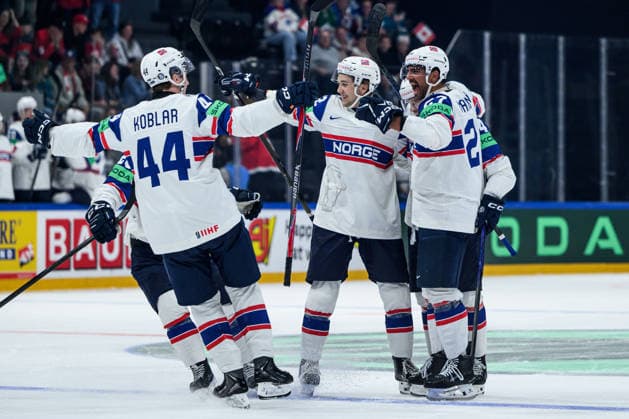 260521 Johannes Johannesen of Norway celebrates after 0 2 during the 2026 IIHF Ice Hockey World Championship between Canada and Norway on May 21, 2026 in Fribourg Photo Jesper Zerman BILDBYRAN kod JZ JZ0724 ishockey ice hockey ishockey vm 2026 vm 2026 iihf world championship kanada canada norge norway canada kanada bbeng jubel norge norway celebrates  Copyright: JESPERxZERMAN BB260521JZ070