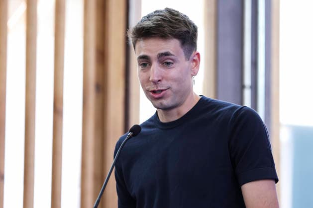May 21, 2026, Madrid, Madrid, Spain: Oriol Carmona, Olympic skier, receives the Sports Achievement Award during the 2026 ISC Awards Ceremony, which took place.during the ISDE Sports Convention at the Official College of Architects of Madrid on May 21, 2026, in Madrid, Spain. ISDE Sports Convention - ISC Awards Ceremony - ZUMAa181 20260521_zaa_a181_033 Copyright: xIrinaxR.xHipolitox
