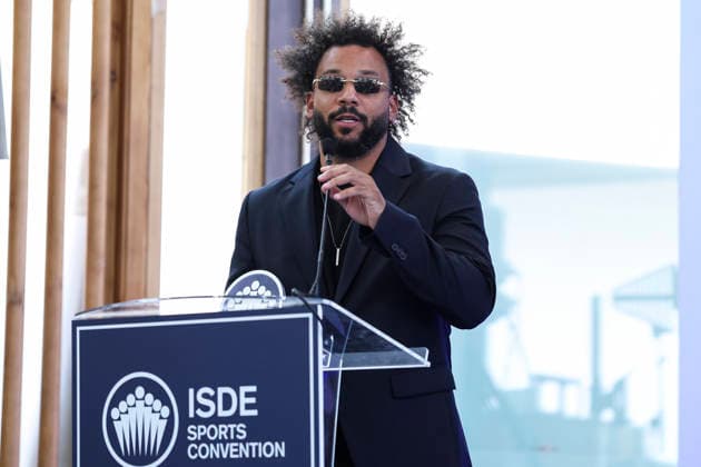 May 21, 2026, Madrid, Madrid, Spain: Marcelo Vieira, a former soccer player, receives the Legend Award during the 2026 ISC Awards Ceremony, which took place.as part of the ISDE Sports Convention, at the Official College of Architects of Madrid, on May 21, 2026, in Madrid, Spain. ISDE Sports Convention - ISC Awards Ceremony - ZUMAa181 20260521_zaa_a181_044 Copyright: xIrinaxR.xHipolitox