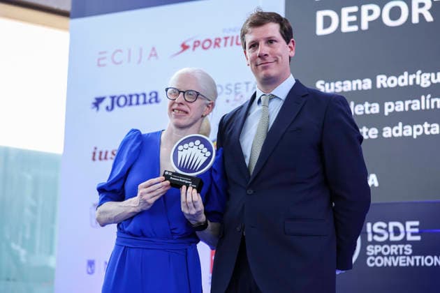 May 21, 2026, Madrid, Madrid, Spain: Susana Rodriguez, Paralympic athlete, received the Lifetime Achievement Award during the 2026 ISC Awards Ceremony, which took place.during the ISDE Sports Convention at the Official College of Architects of Madrid on May 21, 2026, in Madrid, Spain. Madrid Spain - ZUMAa181 20260521_zaa_a181_045 Copyright: xIrinaxR.xHipolitox