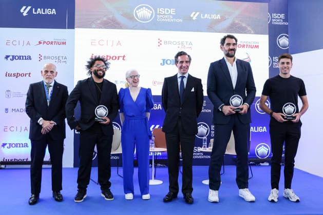 Ceremony for the presentation of the institutional sports career award in Madride