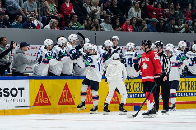 260521 Noah Steen of Norway celebrates after 2 3 during the 2026 IIHF Ice Hockey World Championship between Canada and Norway on May 21, 2026 in Fribourg Photo Jesper Zerman BILDBYRAN kod JZ JZ0724 ishockey ice hockey ishockey vm 2026 vm 2026 iihf world championship kanada canada norge norway canada kanada bbeng jubel norge norway celebrates  Copyright: JESPERxZERMAN BB260521JZ077