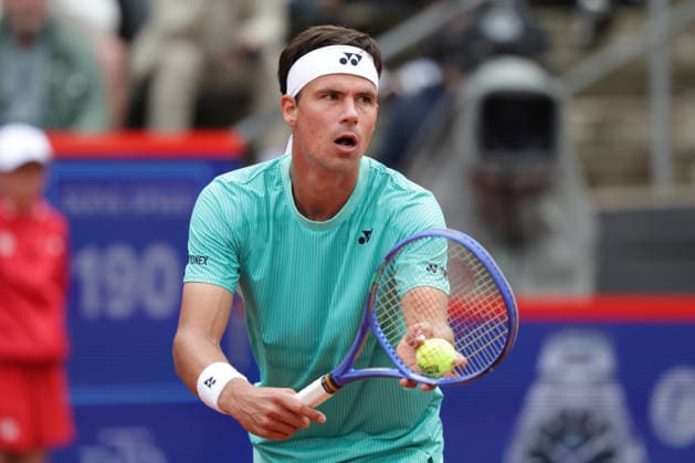 2026 05 21, xFSx, Bitpanda Open Hamburg ATP500, quarterfinals, mens tennis tournament in Hamburg , Am Rothembaum in Hamburg , Daniel Altmaier GER makes a serve Copyright: HMBxMedia FernandoxSoares