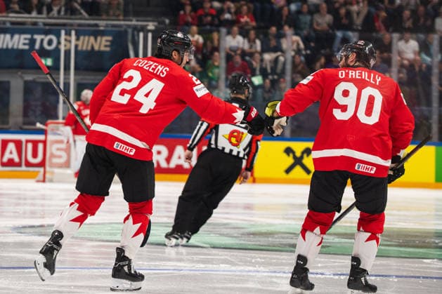 FRIBOURG, FRIBOURG - MAY 21: Dylan Cozens of Canada celebrates after scoring the go-ahead goal for a 4-3 lead during the 2026 IIHF World Championship, WM, Weltmeisterschaft Preliminary Round Group B match between Canada and Norway at BCF Arena on May 21, 2026 in Fribourg, Fribourg, Switzerland. Copyright: xLivioxBaeriswylx xSPPx Sportspressphoto_SPR151132