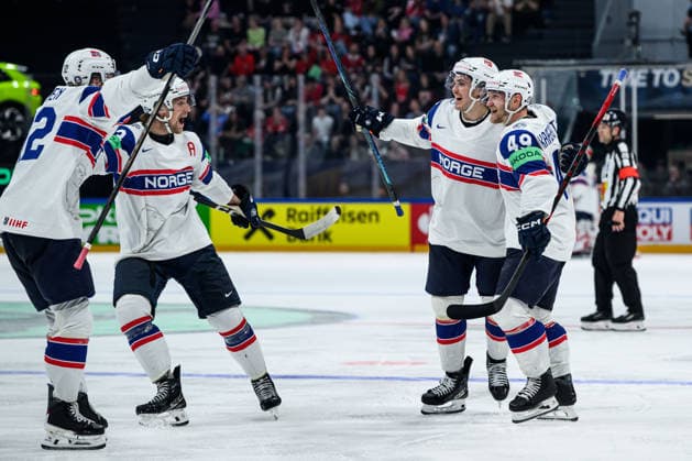 260521 Christian Kasastul of Norway celebrates after 4 4 during the 2026 IIHF Ice Hockey World Championship between Canada and Norway on May 21, 2026 in Fribourg Photo Jesper Zerman BILDBYRAN kod JZ JZ0724 ishockey ice hockey ishockey vm 2026 vm 2026 iihf world championship kanada canada norge norway canada kanada bbeng jubel norge norway celebrates  Copyright: JESPERxZERMAN BB260521JZ092