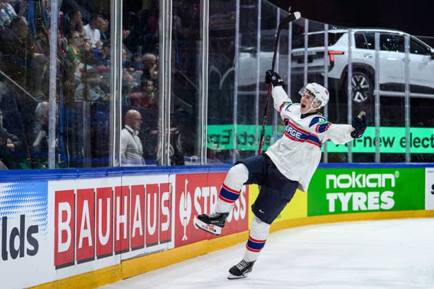 260521 Tinus Luc Koblar of Norway celebrates after 4-5 during the 2026 IIHF Ice hockey, Eishockey World Championship, WM, Weltmeisterschaft between Canada and Norway on May 21, 2026 in Fribourg. Photo: Jesper Zerman BILDBYRAN kod JZ JZ0724 ishockey ice hockey ishockey-vm 2026 vm 2026 iihf world championship kanada canada norge norway canada kanada bbeng jubel norge norway celebrates *** 260521 Tinus Luc Koblar of Norway celebrates after 4 5 during the 2026 IIHF Ice Hockey World Championship between Canada and Norway on May 21, 2026 in Fribourg Photo Jesper Zerman BILDBYRAN kod JZ JZ0724 ishockey ice hockey ishockey vm 2026 vm 2026 iihf world championship kanada canada norge norway canada kanada bbeng jubel norge norway celebrates  Copyright: JESPERxZERMAN BB260521JZ096