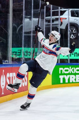 260521 Tinus Luc Koblar of Norway celebrates after 4 5 during the 2026 IIHF Ice Hockey World Championship between Canada and Norway on May 21, 2026 in Fribourg Photo Jesper Zerman BILDBYRAN kod JZ JZ0724 ishockey ice hockey ishockey vm 2026 vm 2026 iihf world championship kanada canada norge norway canada kanada bbeng jubel norge norway celebrates  Copyright: JESPERxZERMAN BB260521JZ097