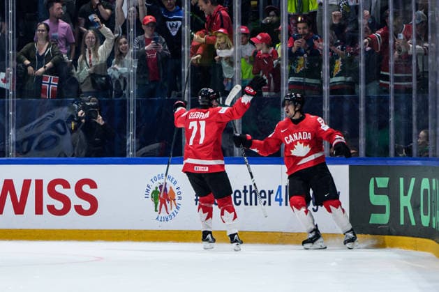 260521 Mark Scheifele of Canada celebrates after 6 5 during the 2026 IIHF Ice Hockey World Championship between Canada and Norway on May 21, 2026 in Fribourg Photo Jesper Zerman BILDBYRAN kod JZ JZ0724 ishockey ice hockey ishockey vm 2026 vm 2026 iihf world championship kanada canada norge norway canada kanada bbeng jubel norge norway celebrates  Copyright: JESPERxZERMAN BB260521JZ101