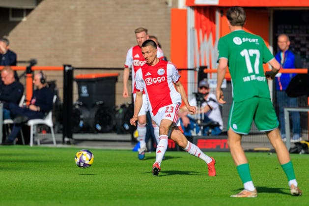 2026-05-21 AFC Ajax v FC Groningen - Dutch Eredivisie Play-Offs VOLENDAM, NETHERLANDS - MAY 21: Steven Berghuis of Ajax during the Dutch Eredivisie Play-Offs match between AFC Ajax and FC Groningen at Kras Stadion on May 21, 2026 in Volendam, Netherlands. Volendam Kras Stadion Netherlands Content not available for redistribution in The Netherlands directly or indirectly through any third parties. Copyright: xMarcelxvanxPlateringenx