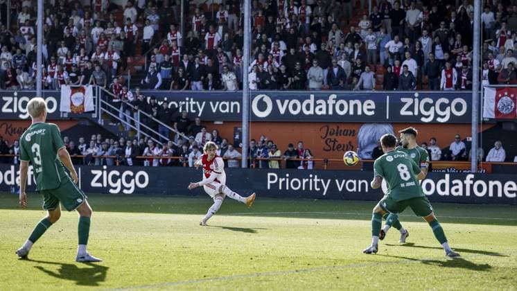 VOLENDAM - (lr) Thijmen Blokzijl of FC Groningen, Mika Godts of AFC Ajax shoots at goal, Tika de Jonge of FC Groningen and Marco Rente of FC Groningen during the Conference League play-off match between AFC Ajax and FC Groningen at the Kras Stadium on 21 May 2026 in Volendam, the Netherlands. MAURICE VAN STEEN ANP play-offs Conference League 2025-2026 xVIxANPxSportx xxANPxIVx 558967957 originalFilename: 558967957.jpg