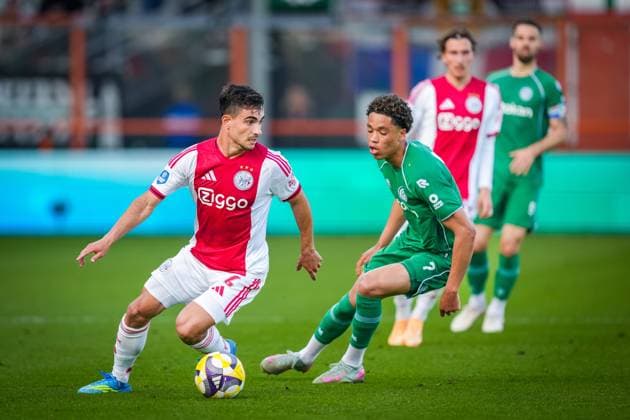 VOLENDAM , 21-05-2026 , Kras Stadium, season 2025 2026 , Play-offs for European football , Dutch Eredivisie Football . Match between Ajax and FC Groningen , picture shows Ajax player Lucas Rosa Ajax - Groningen (play off)  x203865692x Copyright: