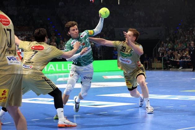 DEU, DHB, 1 HBL, Fuechse Berlin vs Hannover Burgdorf, 21 05 2026, Max Schmeling Halle, Berlin, DEU, DHB, 1 HBL, Fuechse Berlin vs Hannover Burgdorf, pictured Nils Lichtlein Fuechse Berlin 17 , Lukas Stutzke Hannover Burgdorf 39 , Leif Tissier Hannover Burgdorf 7 nordphotoxGmbHx xEngler nph00076