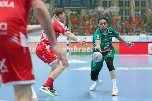 Handball DAIKIN HBL, SC DHfK Leipzig MT Melsungen 21 05 2026 Dean Bombac 67, SC DHfK Leipzig with a face-off Handball, DAIKIN HBL, 1 Bundesliga, Season 2025 2026, 32 Matchday SC DHfK Leipzig vs MT Melsungen on 21 05 2026 at Quarterback Immobilien Arena Leipzig Copyright: xBEAUTIFULxSPORTS JanxKaeferx