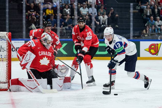 260521 Cam Talbot, Denton Mateychuk and Darnell Nurse of Canada against Petter Vesterheim of Norway during the 2026 IIHF Ice Hockey World Championship between Canada and Norway on May 21, 2026 in Fribourg Photo Jesper Zerman BILDBYRAN kod JZ JZ0724 ishockey ice hockey ishockey vm 2026 vm 2026 iihf world championship kanada canada norge norway bbeng  Copyright: JESPERxZERMAN BB260521JZ110