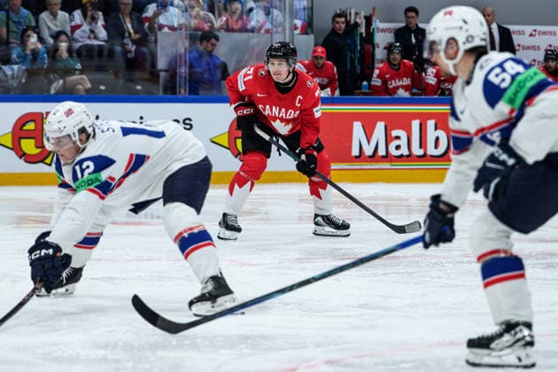 260521 Macklin Celebrini of Canada during the 2026 IIHF Ice Hockey World Championship between Canada and Norway on May 21, 2026 in Fribourg Photo Jesper Zerman BILDBYRAN kod JZ JZ0724 ishockey ice hockey ishockey vm 2026 vm 2026 iihf world championship kanada canada norge norway bbeng  Copyright: JESPERxZERMAN BB260521JZ113