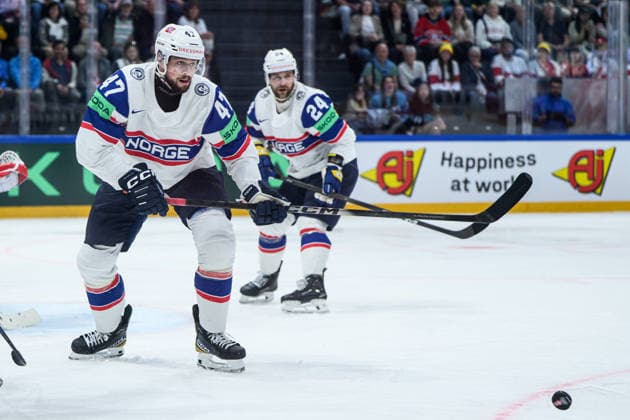 260521 Adrian Saxrud Danielsen of Norway during the 2026 IIHF Ice Hockey World Championship between Canada and Norway on May 21, 2026 in Fribourg Photo Jesper Zerman BILDBYRAN kod JZ JZ0724 ishockey ice hockey ishockey vm 2026 vm 2026 iihf world championship kanada canada norge norway bbeng  Copyright: JESPERxZERMAN BB260521JZ118