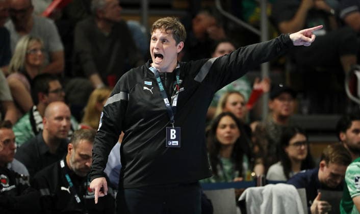 Coach Nicolej Krickau gives instructions Upper body action Sport Handball HBL Bundesliga Men 32 Matchday Season 2025 2026 21 05 2026 Füchse Berlin vs TSV Hannover Burgdorf