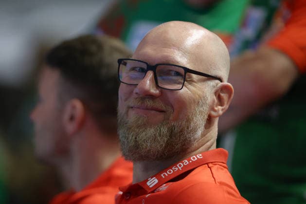 21 05 2026, xtgx, Handball, Daikin HBL, SC Magdeburg SG Flensburg Handewitt v l Ales Pajovic Flensburg, Coach Portrait, Portraet, single picture smiles Magdeburg